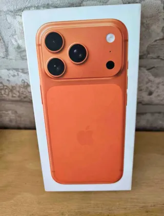iPhone 17 Pro Naranja