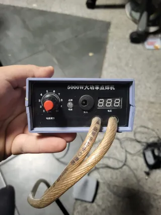 Soldador de punto 5000W