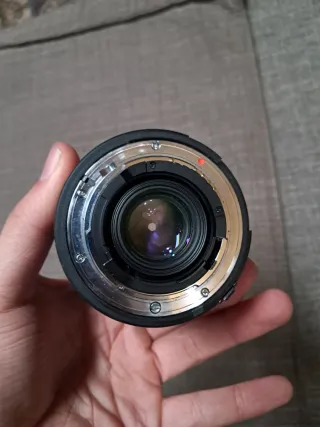 Sigma 50mm f/2.8 Macro AF objetivo