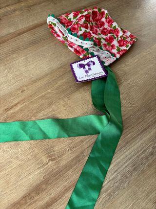 Capota 4 años niña con flores y lazo La Martinica