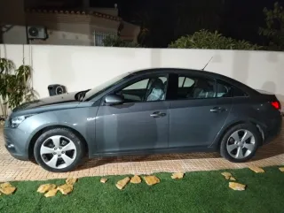 Chevrolet Cruze LT Gris  130.000km b