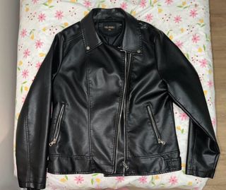 Chaqueta cuero (no es piel)