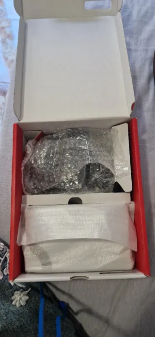 Nintendo Switch + Luigi's Mansion 2 digital código