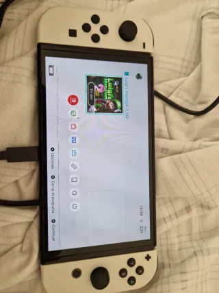 Nintendo Switch + Luigi's Mansion 2 digital código