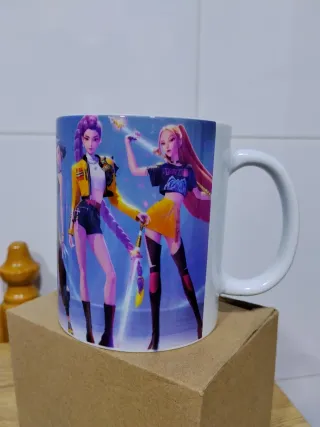 Taza cerámica diseño Huntrix