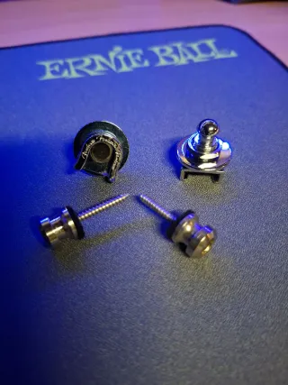 Fender Schaller Straplocks Cromados