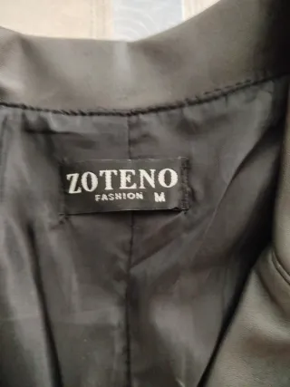 Chaqueta de cuero Zoteno negra mujer