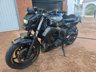 Yamaha FZ6