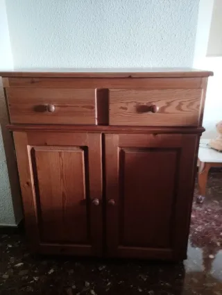 Mueble de pino con máquina de coser Wertheim
