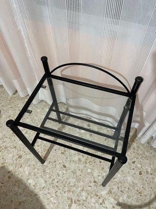 Mesilla auxiliar cristal y metal
