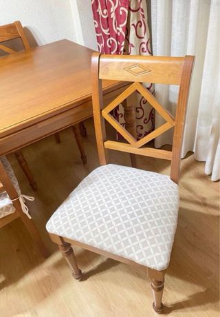 Conjunto Mesa Extensible y Sillas Salón Grupo Seys