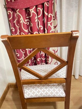 Conjunto Mesa Extensible y Sillas Salón Grupo Seys