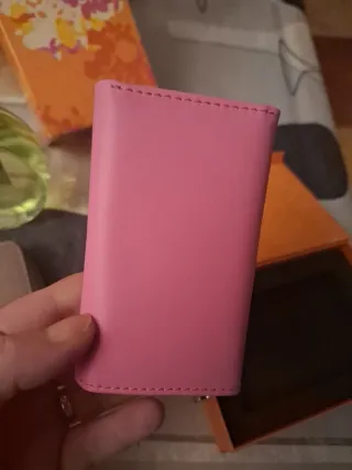 Llavero cartera rosa