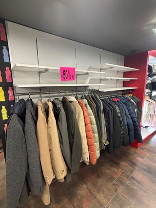 Estantería para tienda