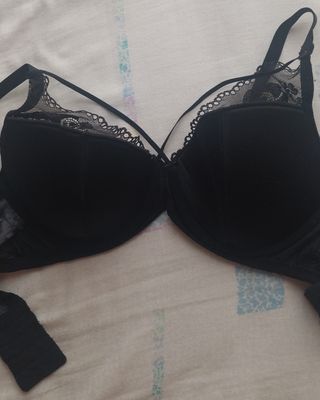 Sujetador negro con encaje women secret