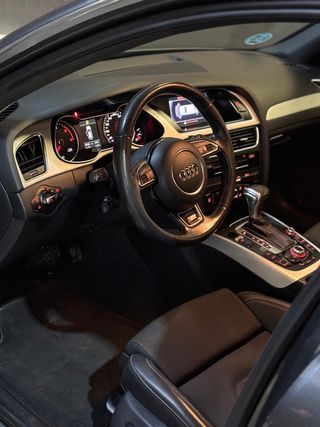 Audi A4 2014