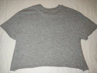 Camiseta Stradivarius t. XS