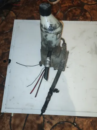 Bomba Dirección Opel Astra