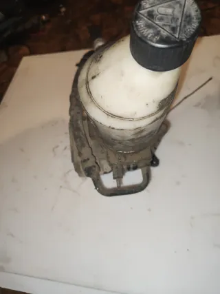 Bomba Dirección Opel Astra