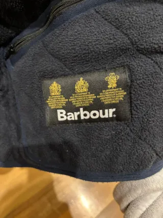 Abrigo Barbour acolchado azul marino
