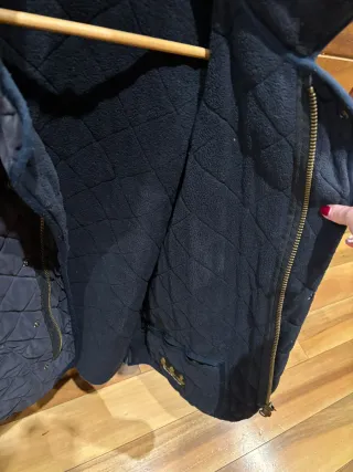 Abrigo Barbour acolchado azul marino