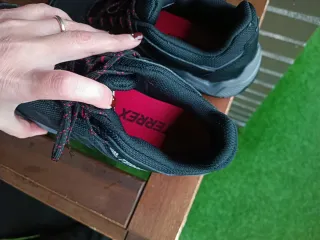 Zapatillas Adidas Terrex Trekking Negras Rojas