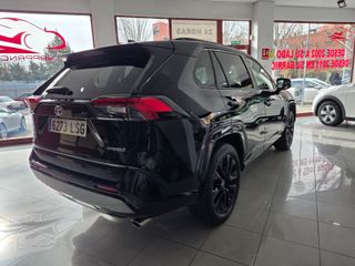 Toyota Rav4 2.5l 220H Black Edition