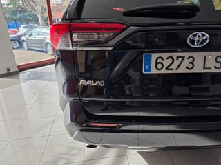 Toyota Rav4 2.5l 220H Black Edition