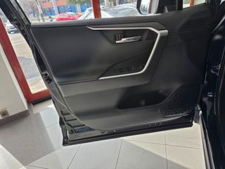 Toyota Rav4 2.5l 220H Black Edition