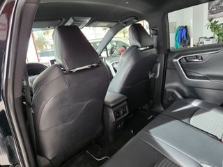 Toyota Rav4 2.5l 220H Black Edition
