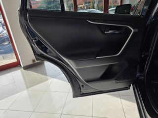 Toyota Rav4 2.5l 220H Black Edition