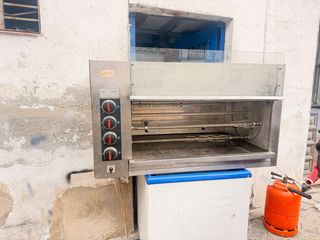 Forno professionale per arrostire polli