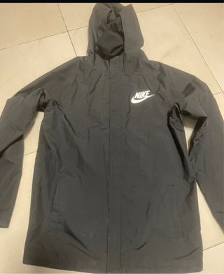 Chubasquero Nike Niño Negro