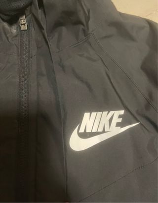 Chubasquero Nike Niño Negro