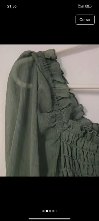 Blusa ASOS verde con fruncido