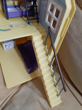 Lote Peppa Pig: Casa, caravana y pupitres