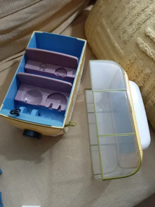 Lote Peppa Pig: Casa, caravana y pupitres