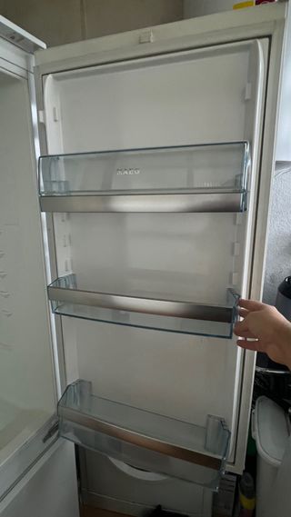 Refrigerador AEG sin gas