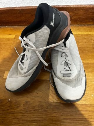 Zapatillas Trail Running Salomon Xreveal