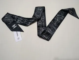 Pañuelo Chanel Negro y Blanco