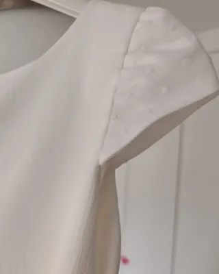 Vestido de Comunión Blanco con Lazo y Flores Rosa