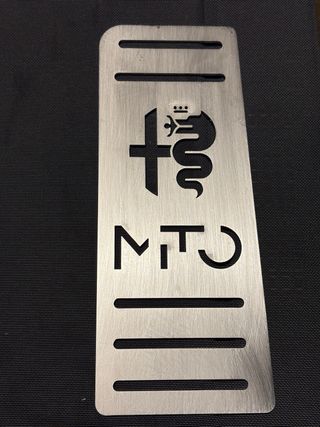 Poggiapiedi Alfa Romeo Mito