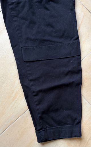 Pantalón cargo negro Bershka