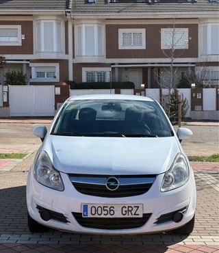 ! OPEL CORSA AÑO 2009 5 PUERTAS !