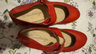 Manoletinas piel rojas Talla 39 Tipo merceditas