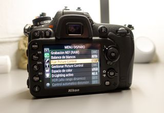Nikon D7100 (5.856 disparos)