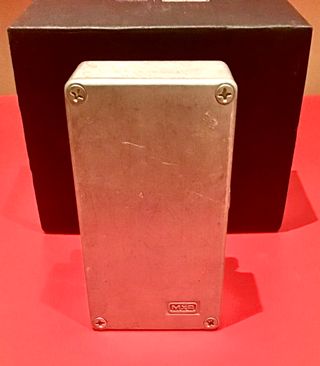 MXR M116 Fullbore Metal Preamp/Pedal (Impecable)