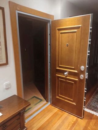 CERRAJERO INSTALADOR PUERTAS ACORAZADAS/BLINDADAS