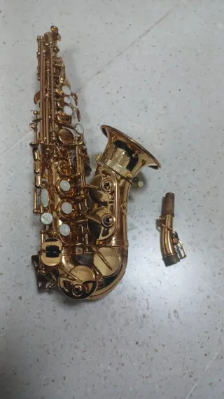 Saxofón soprano para Jose