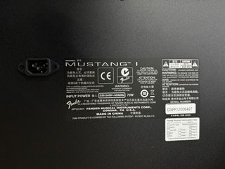 Amplificador Guitarra Fender Mustang I